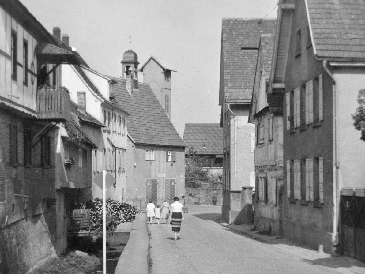 Altes Rathaus mit Feuerwehr-Schlauchturm