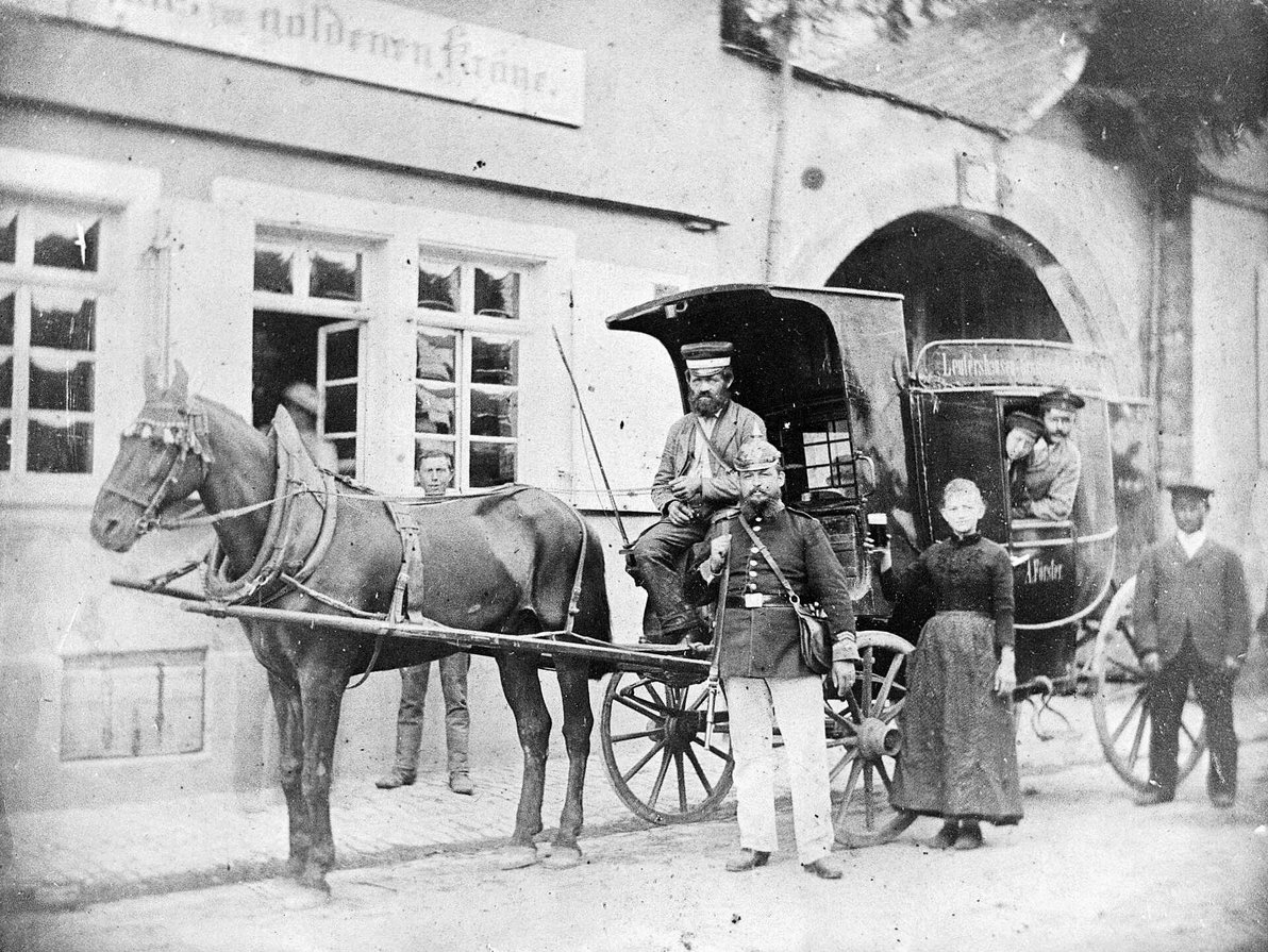 Kutsche der Brauereifamilie Förster vor dem Gastaus